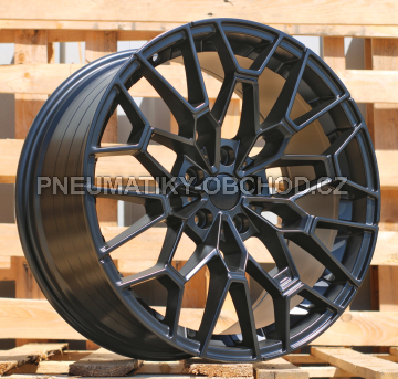 Alu kola Racing Line I0384, 18x8.5 5x120 ET33, černá matná